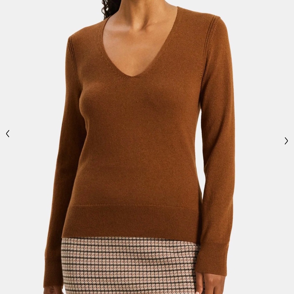 Theory V Neck Cashmere Sweater
